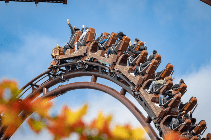 Featured image of post TOUTATIS - Entre lisibilité et illisibilité, ou comment se sentir vivant dans un grand-huit